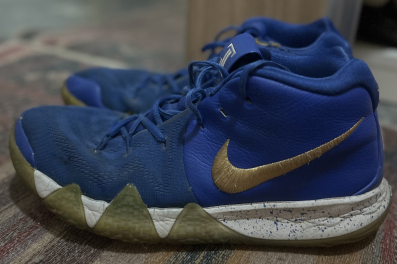 Patike Nike Kyrie 4 Special Edition