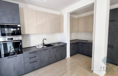 Herceg Novi, Đenovići, dvosoban stan 68m²