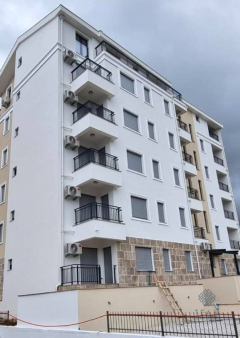 Herceg Novi, Bijela, trosoban stan 107m²