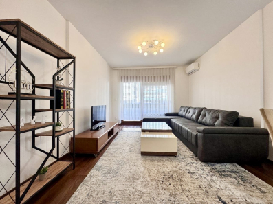 One Bedroom Apartment, Master Quart