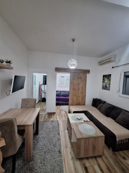 Jednosoban stan, 25m2, Bar, Prodaja