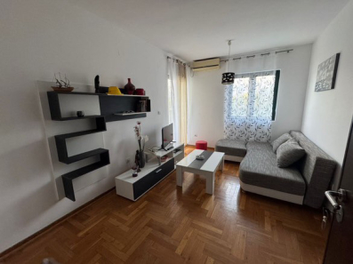 Dvosoban stan, 50m2, Lustica, Herceg Novi, Izdavanje