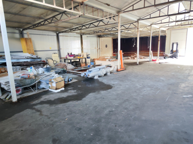 Hangar 300m2 + 700m2 natkrivene hale, Velje Brdo, Podgorica, Prodaja