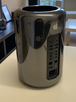 Apple Mac PRO