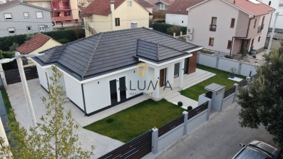 Prodaje se kuća 126m2+420m2, Dalmatinska, Podgorica | ID: ML 247