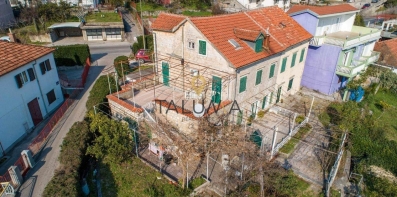 Prodaje se kuća 318m2+1.124m2, Herceg Novi | ID: T 320