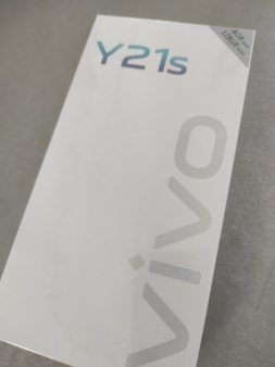 Za prodaju telefon VIVO Y21S, 4 GB ram,  128 GB rom