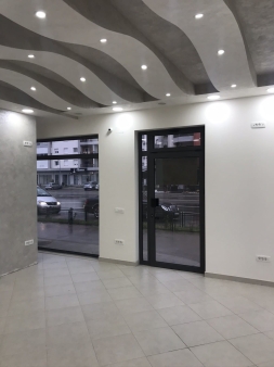 Prodaje se poslovni prostor 37m2 Stari Aerodrom, Podgorica