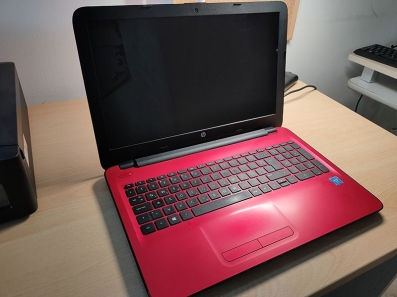 Laptop HP, Ram 8 GB / 240 SSD