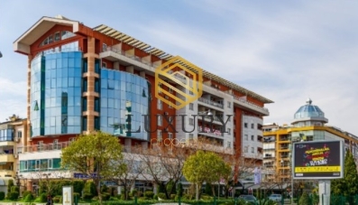 Podgorica, Preko Morace, poslovni prostor