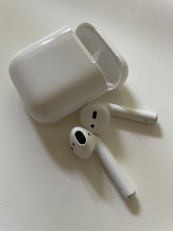 AirPods (2. Generation)