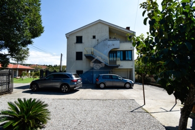 Porodična kuća 175m2 na placu 210m2, Masline - Podgorica