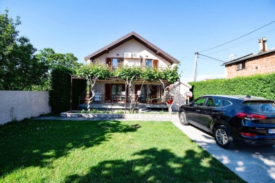 Porodična kuća 250m2, Donja Gorica - Podgorica