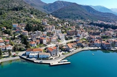 Urbanizovan plac 255m2 sa panoramskim pogledom na more i grad, Donja Lastva, Tivat