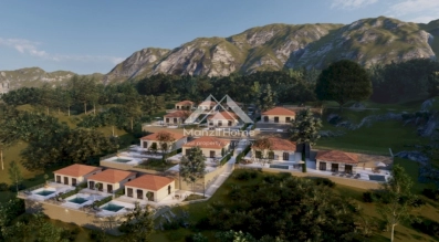 Prodajemo dvije gotove i tri vile u izgradnji, Markovići- Budva