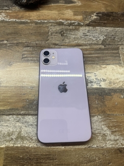 iPhone 11 64 gb, lila boja