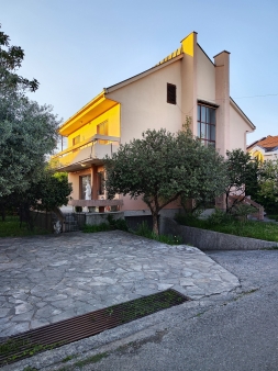 Kuća 295m2, Dalmatinska ulica, Podgorica, Prodaja