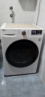 LG mašina za pranje i sušenje veša