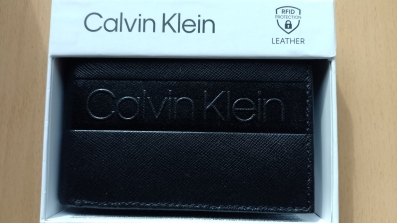 Nov kozni novcanik Calvin Klein - 60 eur fiksno