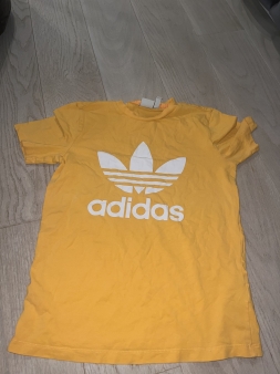 Original Adidas majica broj S