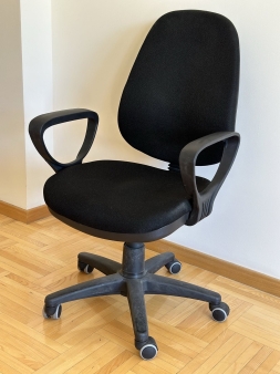 Kancelarijska stolica - 10 komada