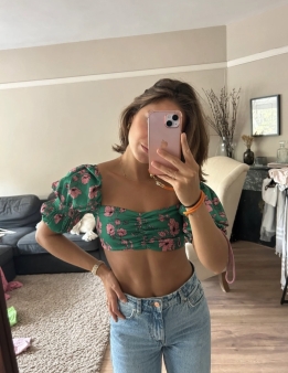 Zara satenski croptop S novo