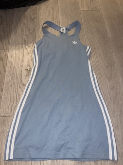 Original Adidas haljina S novo