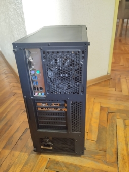 Desktop  PC  