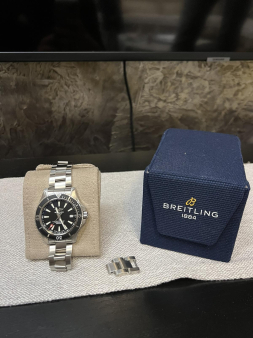 Muski sat, Breitling Superocean 42