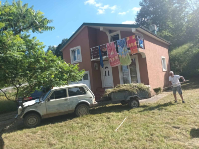 Četvorosobna spratna kuća 130m2, Polje, Mojkovac