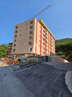 Prodaja Studio Apartmana 24m² u Novoj Zgradi u Bečićima – Bez 3% Poreza!