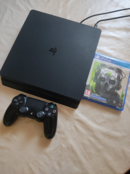 PlayStation 4  Slim