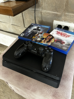 Playstation 4