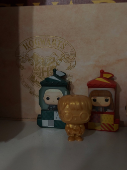 Golden Harry Potter figurica