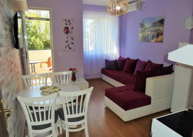 Dvosoban stan, 72m2, Centar, Tivat, Izdavanje