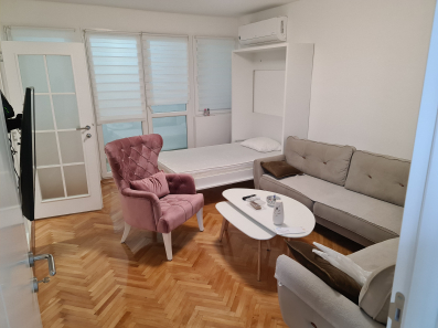 Garsonjera, 40m2, Centar, Niksic, Izdavanje