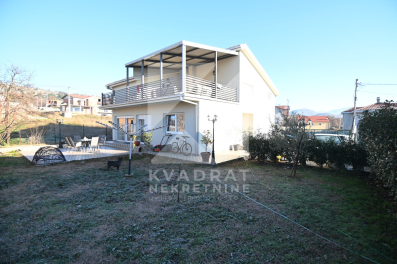 Prodaja, Kuća, Podgorica, Vranići, 220m2