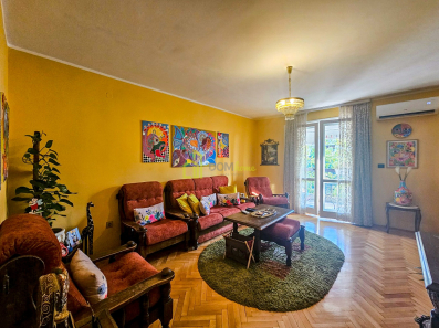 Dvosoban stan 80m2, Centar