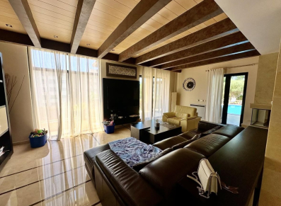 Vila 300m2, Bečići, Budva, Prodaja