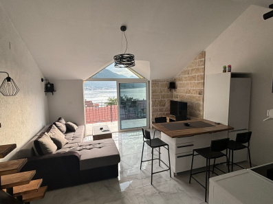 Dvosoban stan 70m2, Sveti Stasije, Kotor, Izdavanje