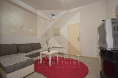 Izdavanje, Jednosoban stan, Podgorica, Stara Varoš, 45m2