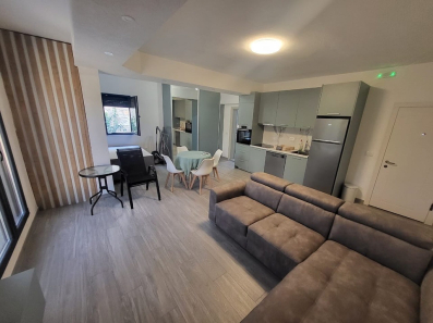 Garsonjera, 40m2, Tivat, Izdavanje