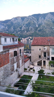 Dvosoban stan, 70m2, Kotor, Izdavanje