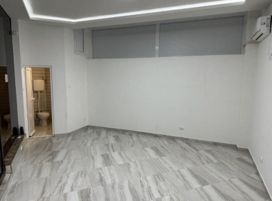 Poslovni prostor, 28m2, Preko Morače, Podgorica, Izdavanje