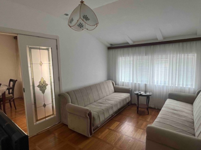 Dvosoban stan, 70m2, Centar, Tivat, Izdavanje