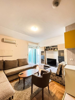 Garsonjera, 32m2, Stari Aerodrom, Podgorica, Prodaja