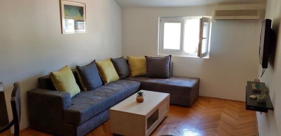 Jednosoban apartman sa pogledom na more 43m2, Podkošljun-Budva