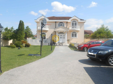 Vila, 300m2, Zabjelo, Podgorica, Izdavanje