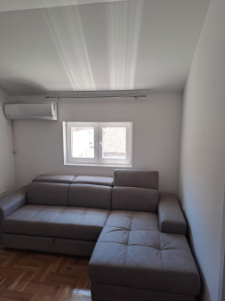 Renoviran studio apartman 34m2 u Budvi