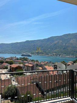 Dvosoban stan, 80m2, Kotor, Prodaja